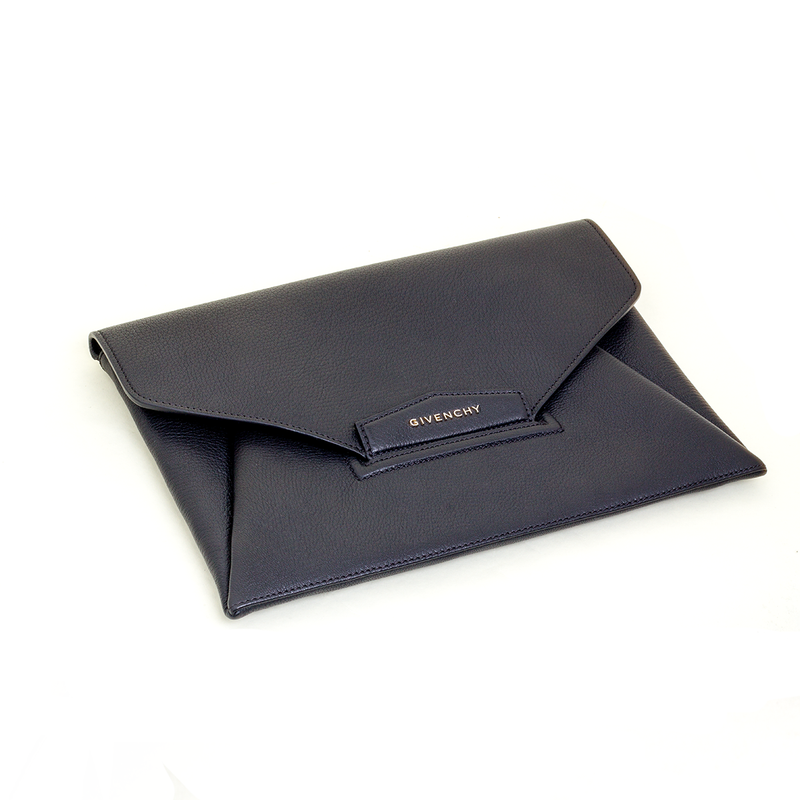 Givenchy - Antigona clutch