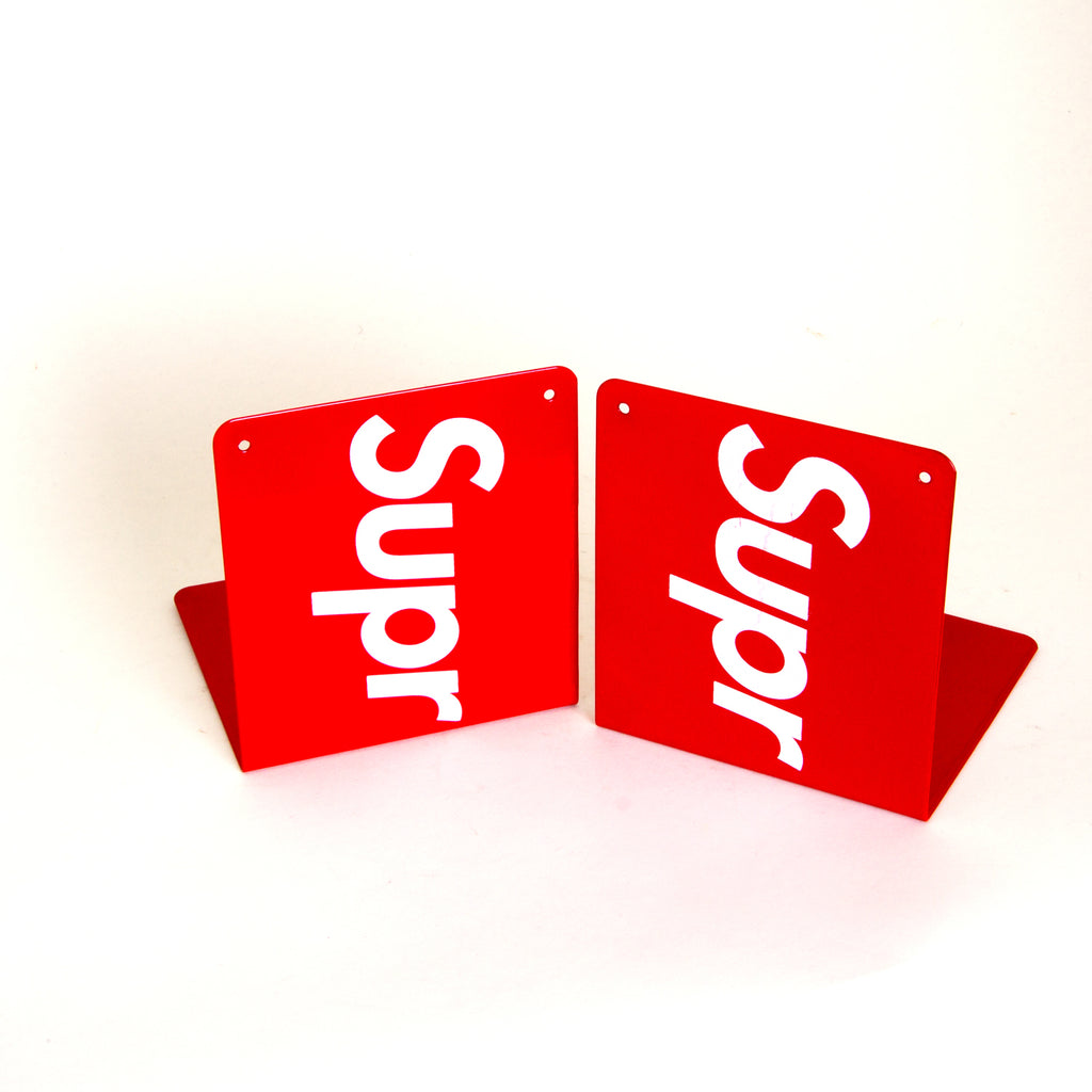 Supreme - Book ends