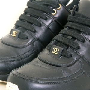 Chanel - leather - trainers