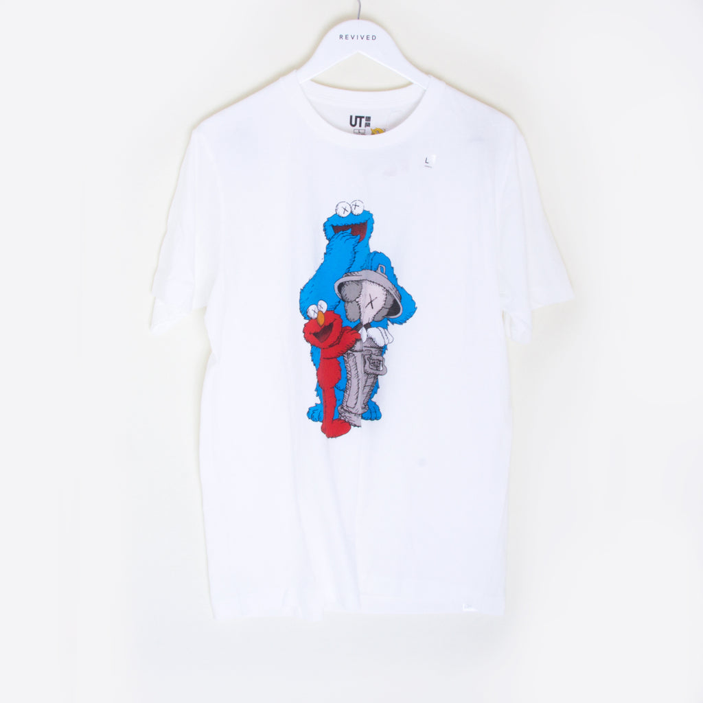 Kaws - Sesame street - T shirt