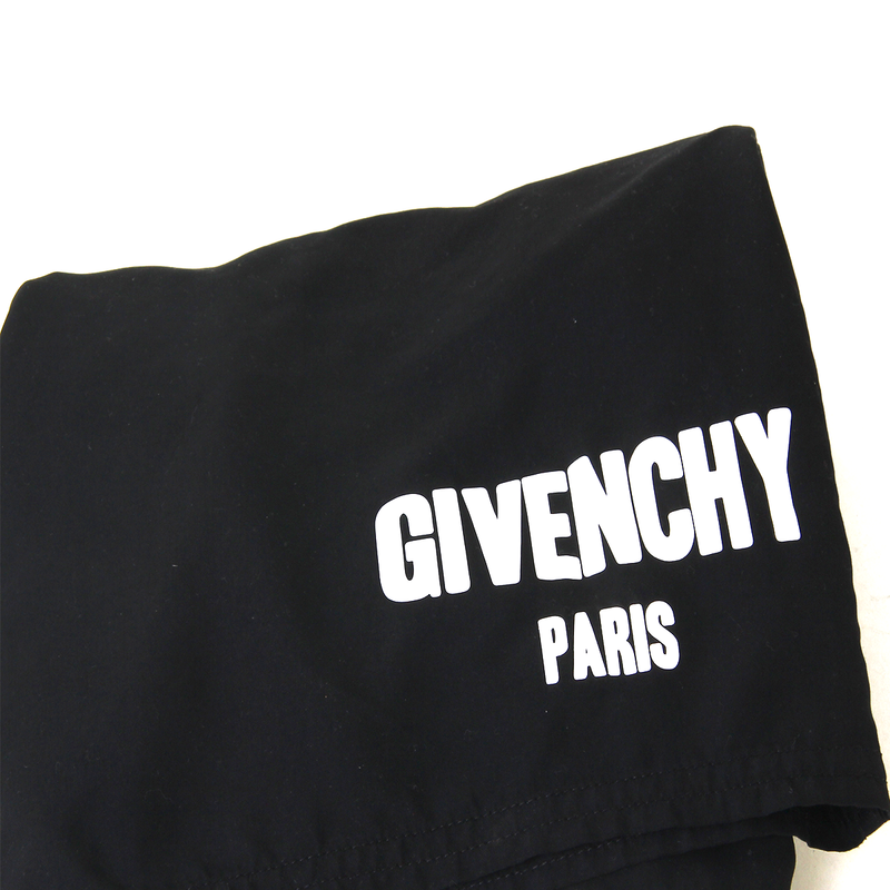 Givenchy - Paris - Swim shorts