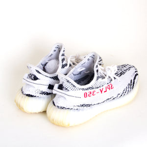 adidas - Yeezy 350 - zebra